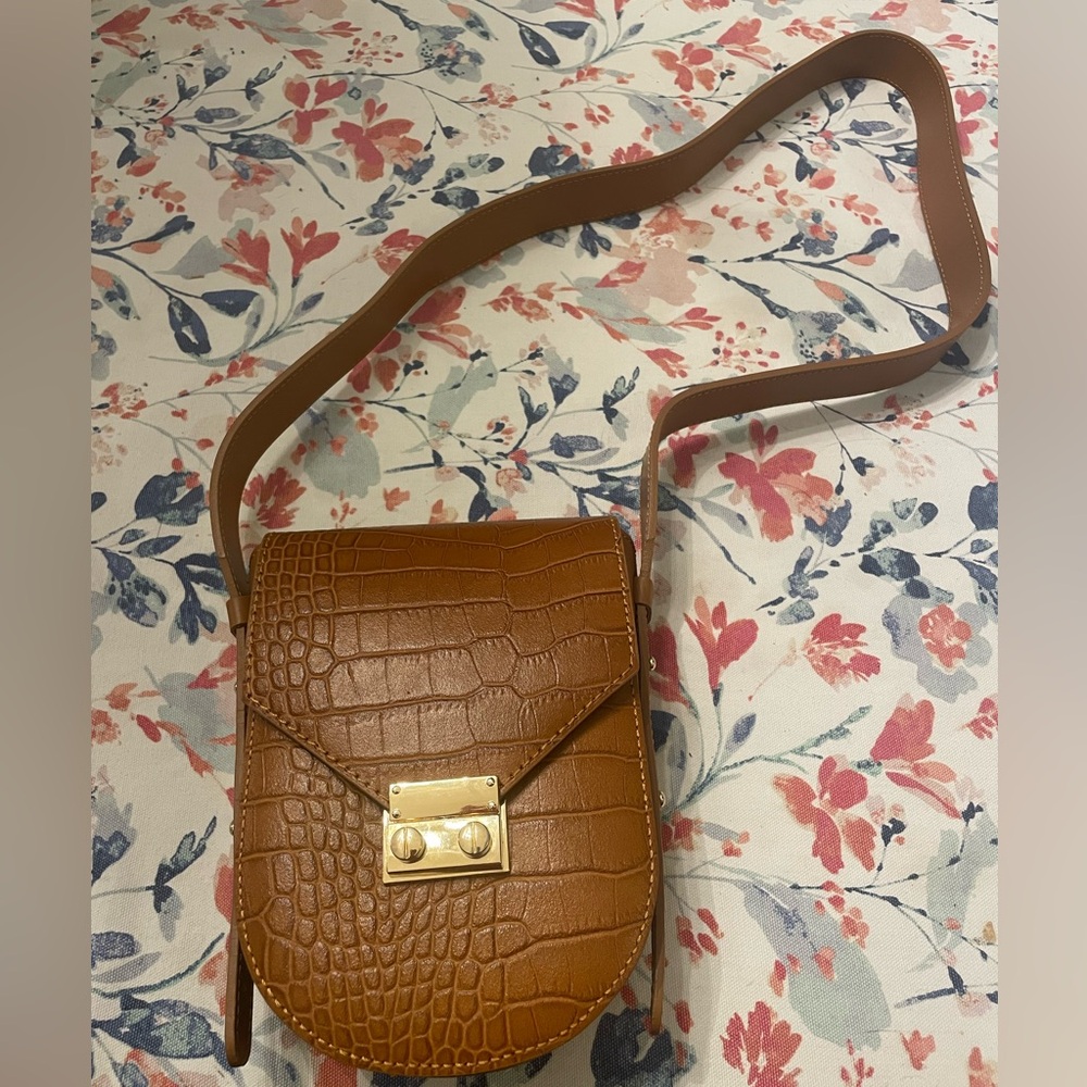 Real leather isadora tan purse